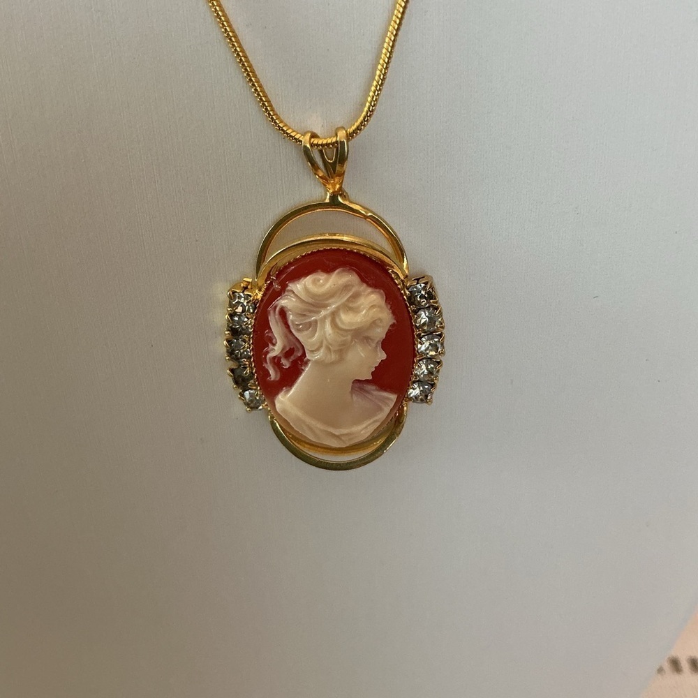 Cameo and Rhinestone Gold Tone Pendant Necklace